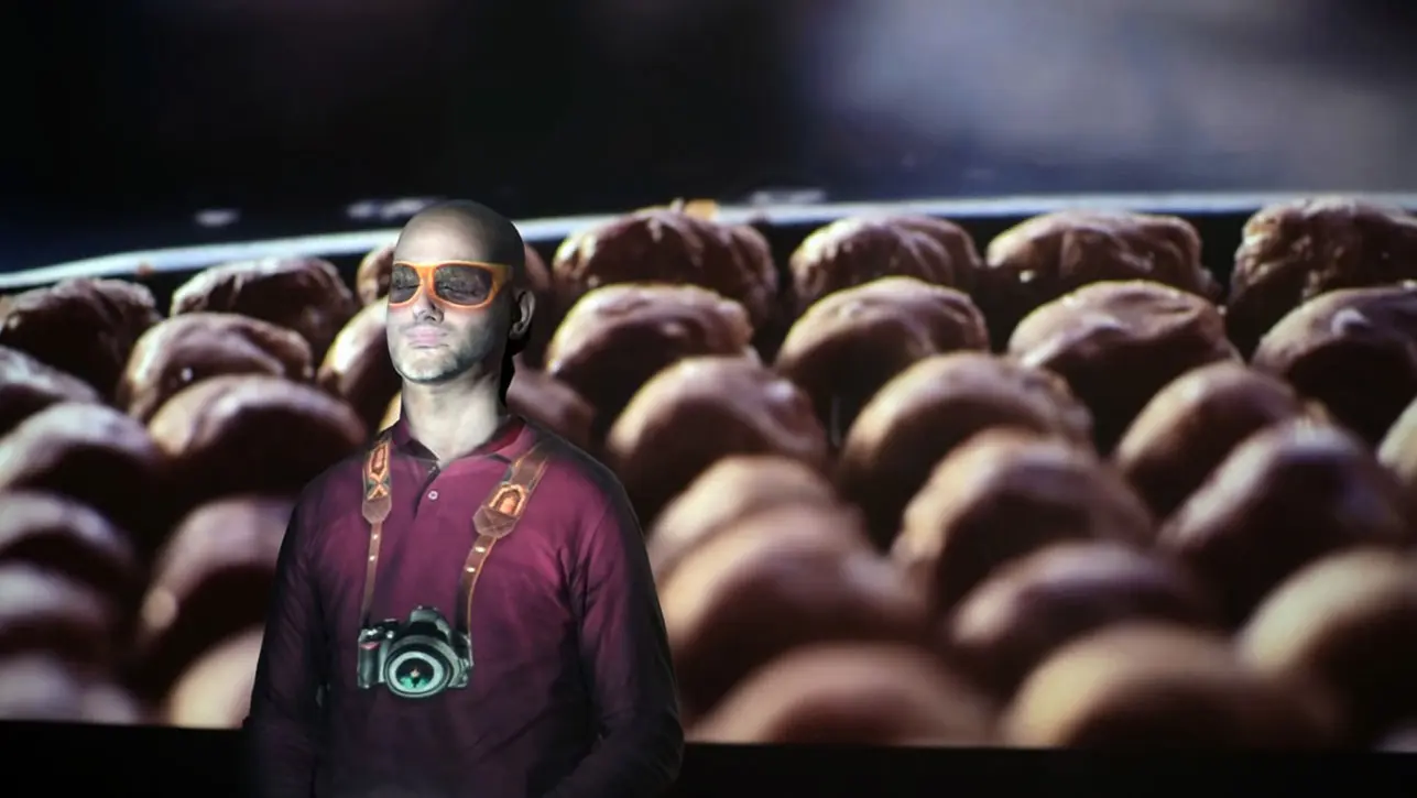 Au Bonheur de Yaya by Zahi Haddad 3D Mapping on a Live Canvas by Cre8mania 